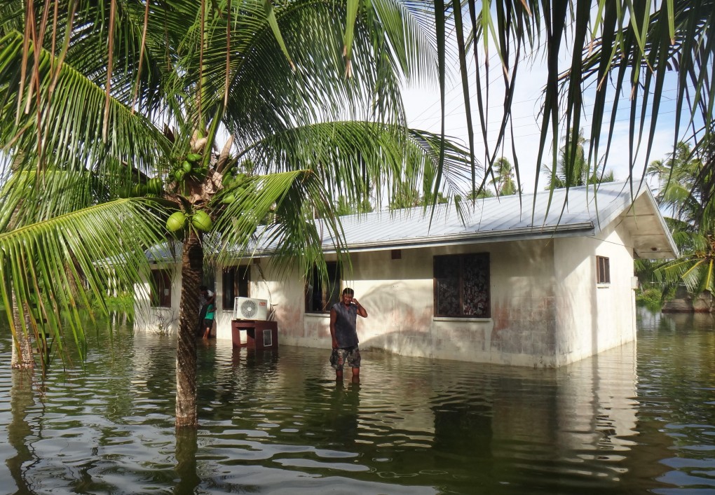 Kili, a previously-uninhabited island where many Marshall Islanders displaced by nuclear bombing were forced to live, is now suffering some of the worst flooding in the country because it lacks a lagoon. (Credit: Jack Niedenthal)
